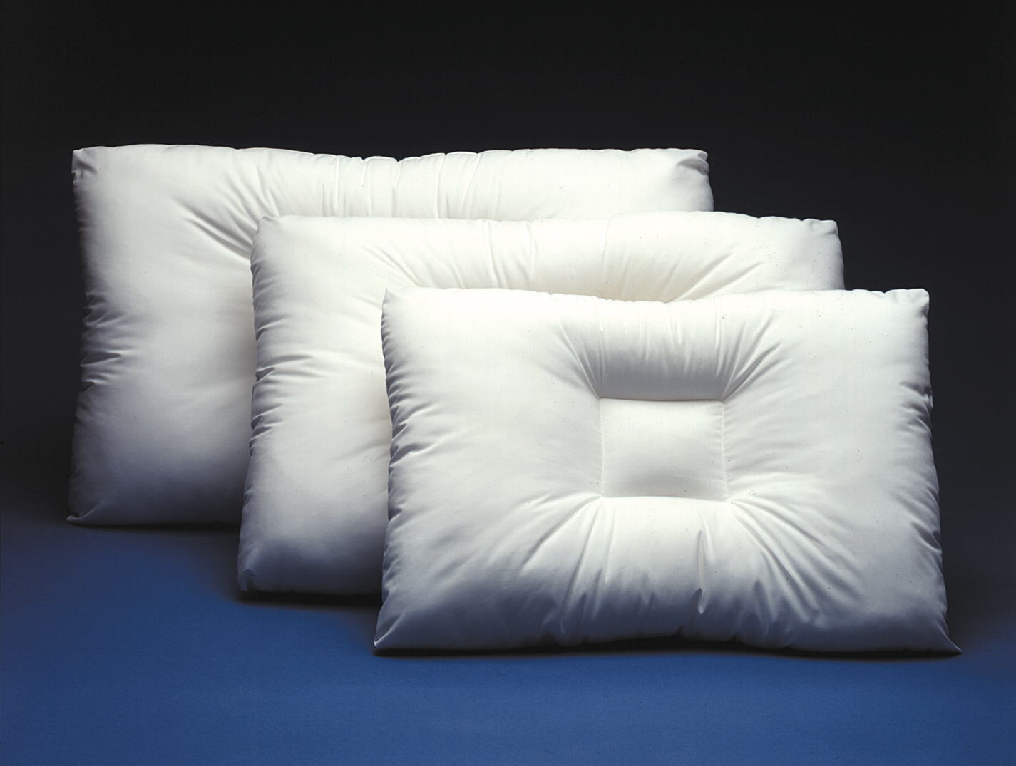 lineargravitypillow.jpg (1425×1075)